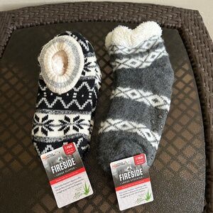 Little Hotties Fireside Lodge Slipper Socks Infused w/ Aloe Vera Size W 5-10